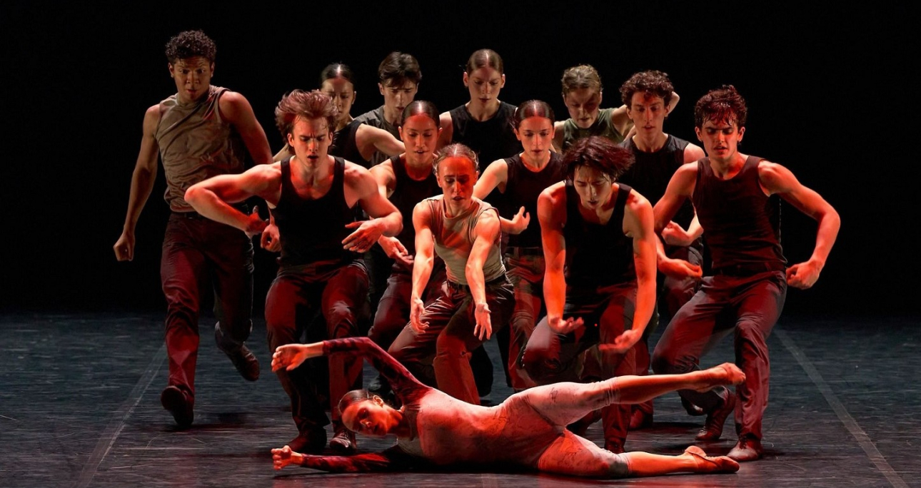 BLANCA ÁLVAREZ IMPULSA SU CARRERA PROFESIONAL EN LA COMPAÑÍA DE DANZA DE NACHO DUATO