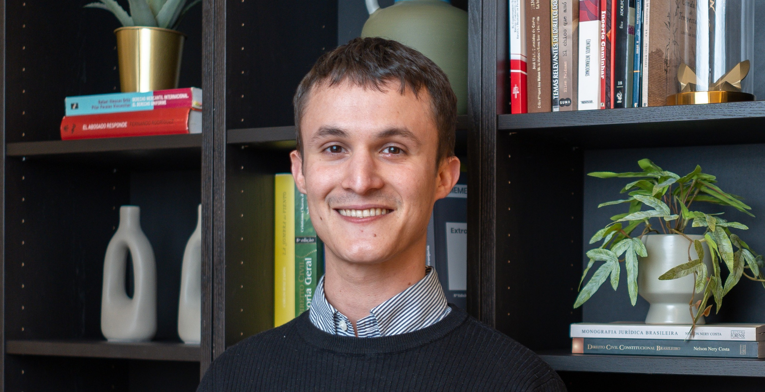 Leonam Cunha, ganador del XXXVI Certamen de Arte Joven publica su sexto libro de poesía