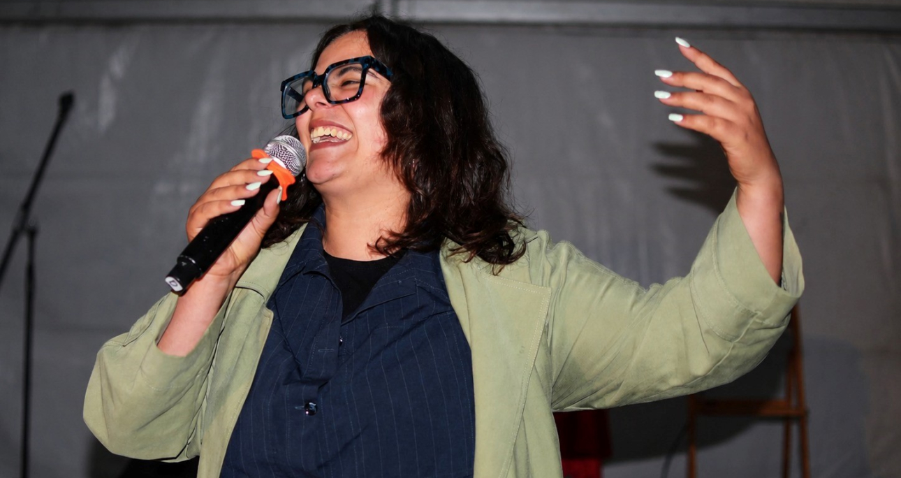 Silvia Gutiérrez, ganadora del XXVII Certamen de Arte Joven de Castilla y León, participará en el Campeonato Estatal de Poetry Slam